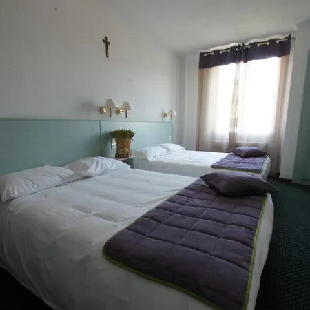 Hotel Christina 3*