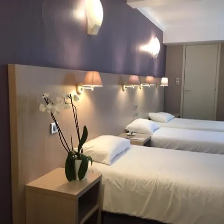 酒店 Hotel Christina 卢德
