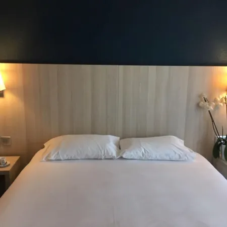 Christina 3* Λούρδη