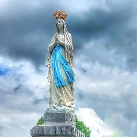 Christina Hotel Lourdes
