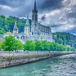 Christina 3* Lourdes