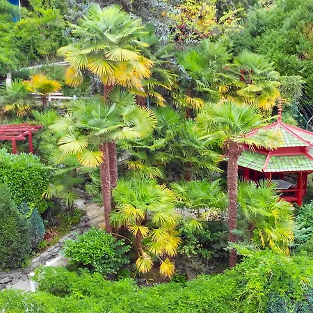 Christina 3* Lourdes