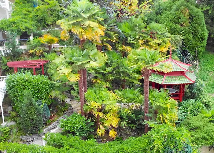 Christina 3* Lourdes